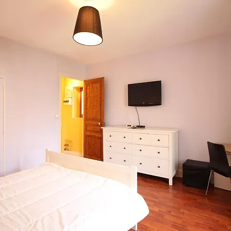 T3 Duplex Avec Parking Privatif A 100m Du Centre, Proche Thermes, Wifi, Equipe, Max 5 Pers, - Fr-1-608-269