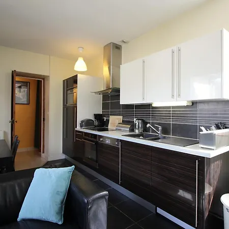 T3 Duplex Avec Parking Privatif A 100m Du Centre, Proche Thermes, Wifi, Equipe, Max 5 Pers, - Fr-1-608-269 La Bourboule
