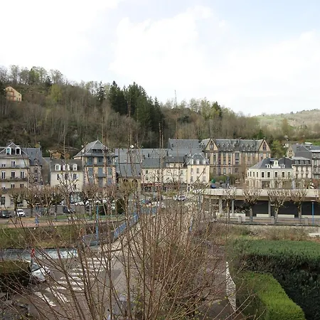 T3 Duplex Avec Parking Privatif A 100m Du Centre, Proche Thermes, Wifi, Equipe, Max 5 Pers, - Fr-1-608-269 La Bourboule